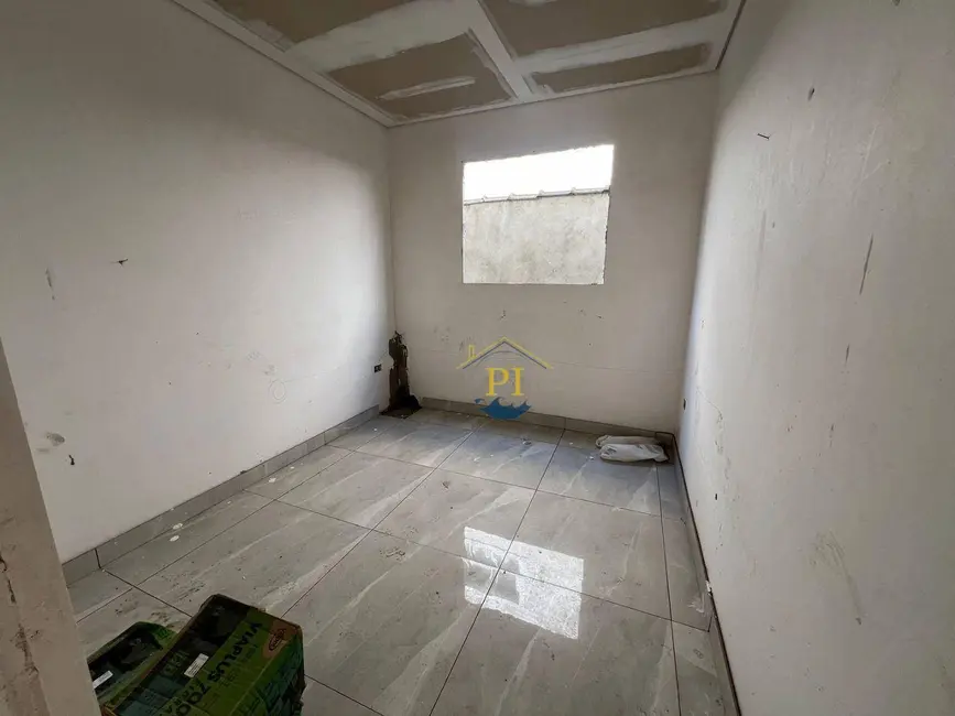 Foto 3 de Casa de Condomínio com 2 quartos à venda, 48m2 em Praia Grande - SP