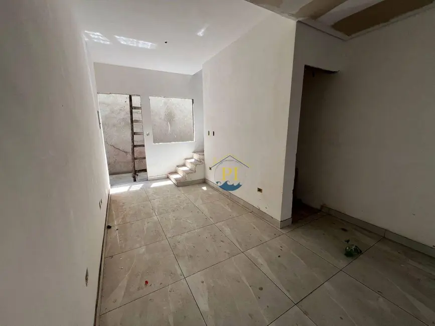 Foto 8 de Casa de Condomínio com 2 quartos à venda, 62m2 em Praia Grande - SP