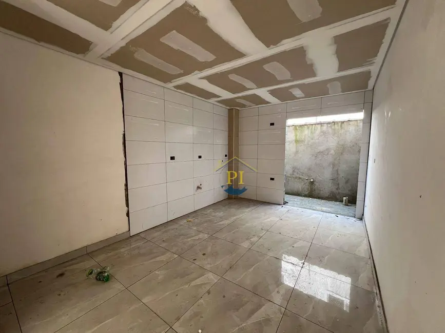 Foto 3 de Casa de Condomínio com 2 quartos à venda, 62m2 em Praia Grande - SP
