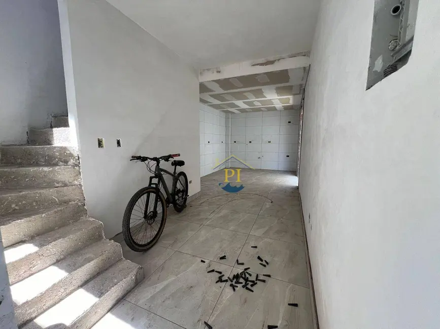 Foto 4 de Casa de Condomínio com 2 quartos à venda, 72m2 em Praia Grande - SP