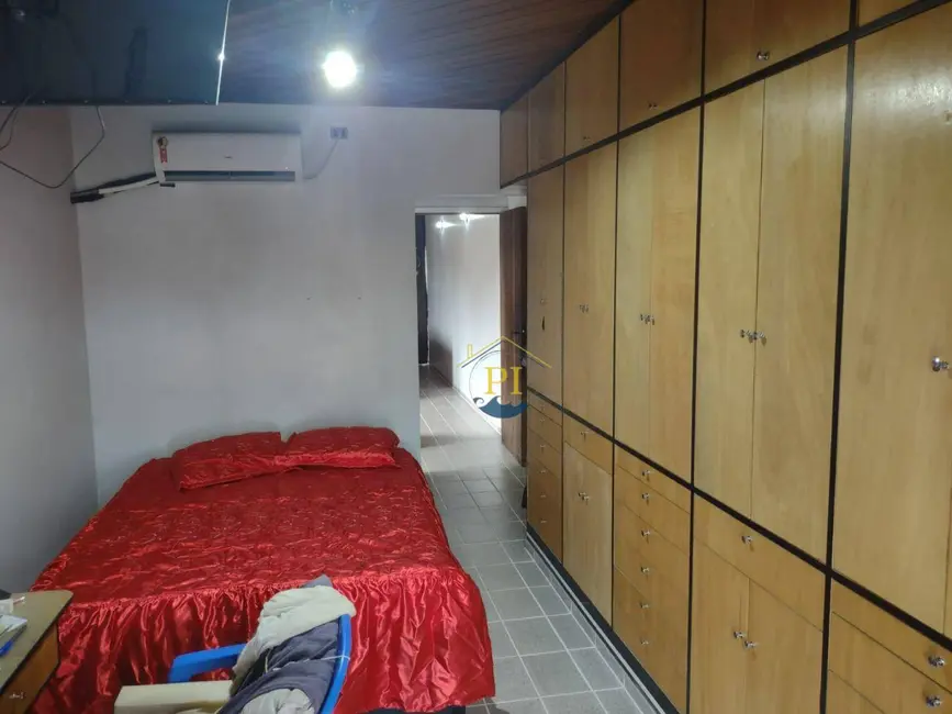 Foto 5 de Sobrado com 3 quartos à venda, 235m2 em Praia Grande - SP
