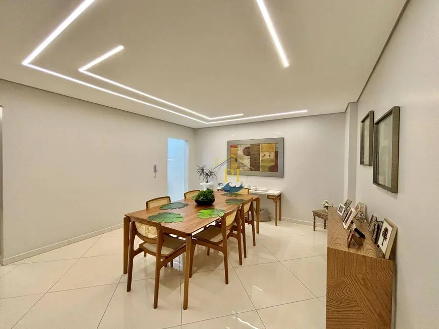 Foto 3 de Apartamento com 3 quartos à venda, 162m2 em Canto do Forte, Praia Grande - SP