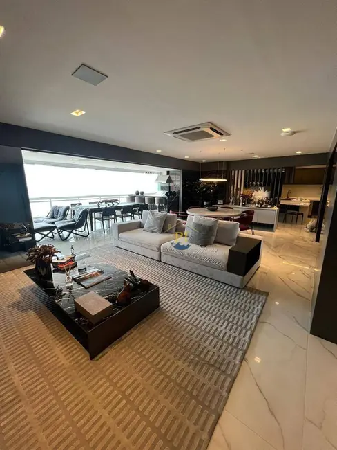 Apartamento com 4 quartos à venda, 250m2 em Canto do Forte, Praia Grande - SP - imagem 3 Foto 3 de Apartamento com 4 quartos à venda, 250m2 em Canto do Forte, Praia Grande - SP