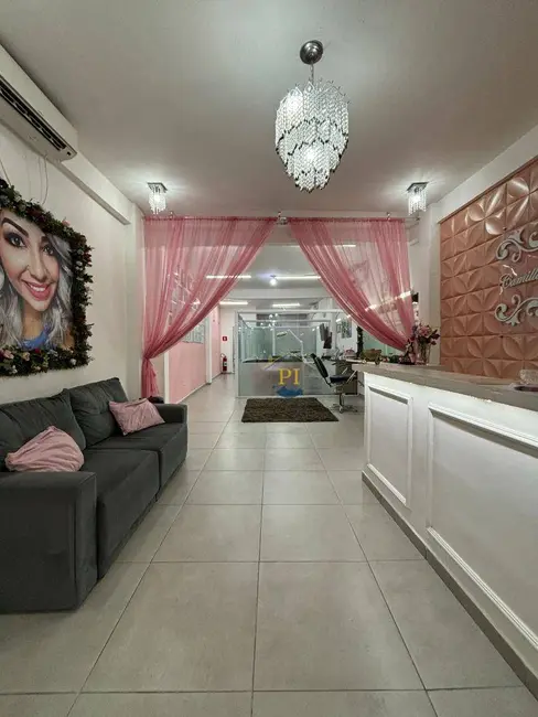 Foto 3 de Casa com 1 quarto à venda, 135m2 em Praia Grande - SP