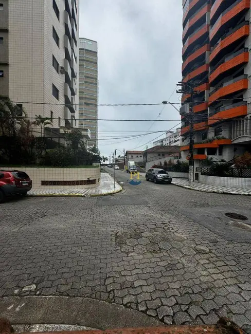 Casa com 3 quartos para alugar, 150m2 em Aviação, Praia Grande - SP - imagem 5 Foto 5 de Casa com 3 quartos para alugar, 150m2 em Aviação, Praia Grande - SP