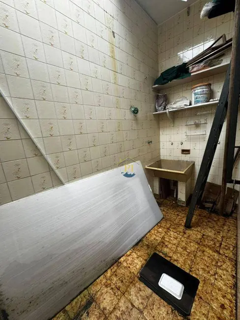 Casa com 3 quartos para alugar, 150m2 em Aviação, Praia Grande - SP - imagem 8 Foto 8 de Casa com 3 quartos para alugar, 150m2 em Aviação, Praia Grande - SP