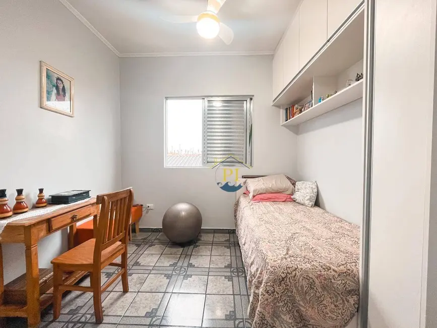 Sobrado com 2 quartos à venda, 125m2 em Praia Grande - SP - imagem 3 Foto 3 de Sobrado com 2 quartos à venda, 125m2 em Praia Grande - SP