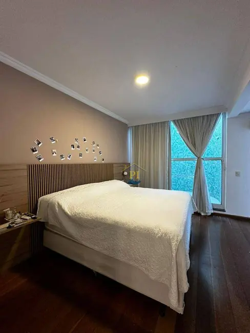 Foto 8 de Casa com 4 quartos à venda, 1000m2 em Canto do Forte, Praia Grande - SP