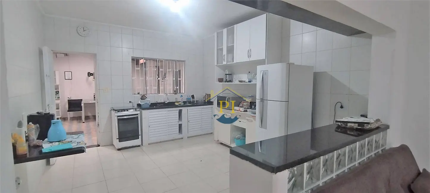 Casa com 2 quartos à venda, 240m2 em Praia Grande - SP - imagem 7 Foto 7 de Casa com 2 quartos à venda, 240m2 em Praia Grande - SP