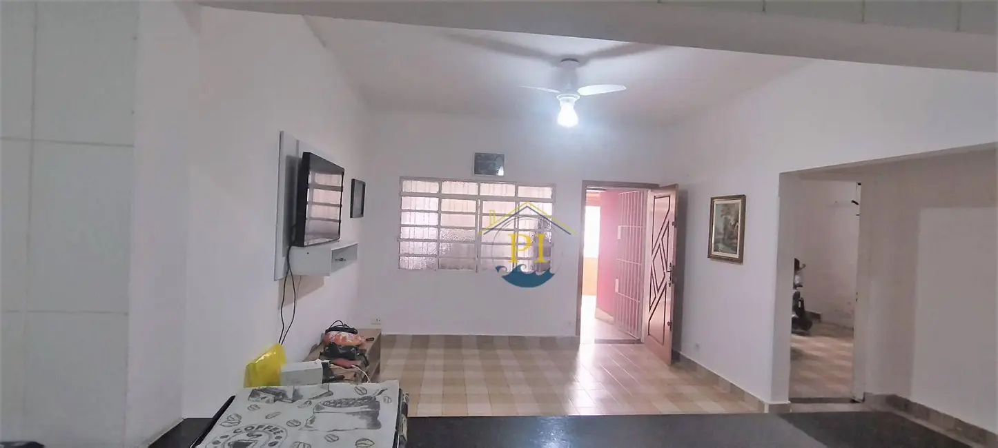 Casa com 2 quartos à venda, 240m2 em Praia Grande - SP - imagem 6 Foto 6 de Casa com 2 quartos à venda, 240m2 em Praia Grande - SP