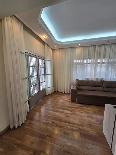 Casa com 4 quartos à venda, 375m2 em Aviação, Praia Grande - SP - imagem 4 Foto 4 de Casa com 4 quartos à venda, 375m2 em Aviação, Praia Grande - SP