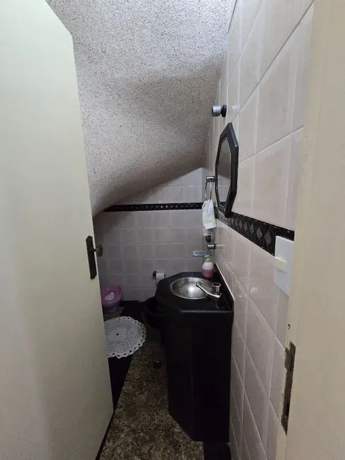 Casa com 4 quartos à venda, 375m2 em Aviação, Praia Grande - SP - imagem 8 Foto 8 de Casa com 4 quartos à venda, 375m2 em Aviação, Praia Grande - SP