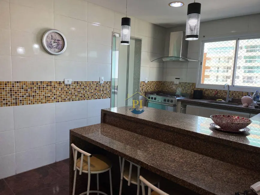 Cobertura com 3 quartos à venda, 200m2 em Tupi, Praia Grande - SP - imagem 8 Foto 8 de Cobertura com 3 quartos à venda, 200m2 em Tupi, Praia Grande - SP