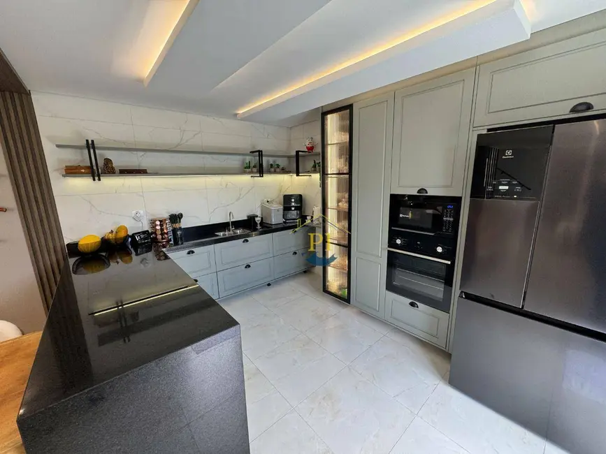 Foto 6 de Casa com 3 quartos à venda, 140m2 em Praia Grande - SP