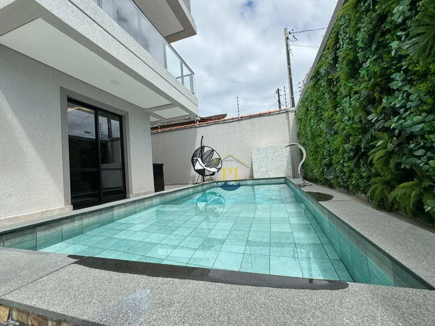 Foto 2 de Casa com 3 quartos à venda, 140m2 em Praia Grande - SP