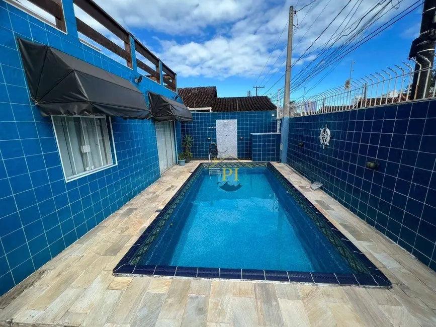 Casa com 3 quartos à venda, 142m2 em Maracanã, Praia Grande - SP - imagem 1 Foto 1 de Casa com 3 quartos à venda, 142m2 em Maracanã, Praia Grande - SP