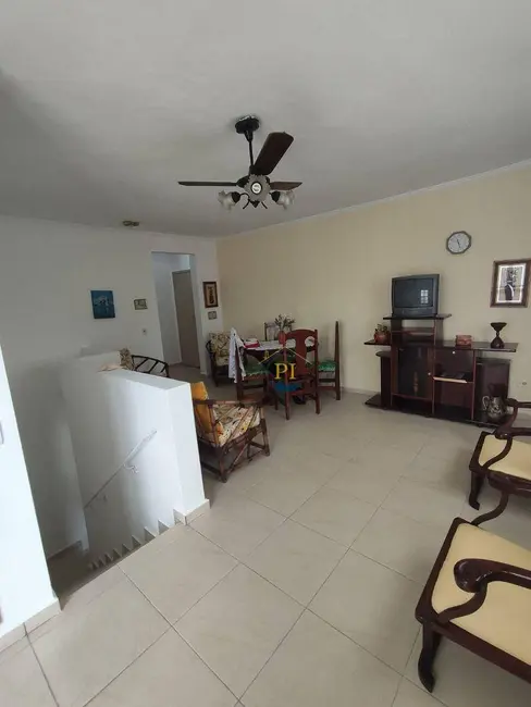 Cobertura com 3 quartos à venda, 120m2 em Praia Grande - SP - imagem 4 Foto 4 de Cobertura com 3 quartos à venda, 120m2 em Praia Grande - SP