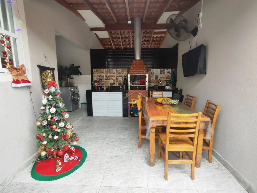 Foto 5 de Casa com 3 quartos à venda, 113m2 em Maracanã, Praia Grande - SP