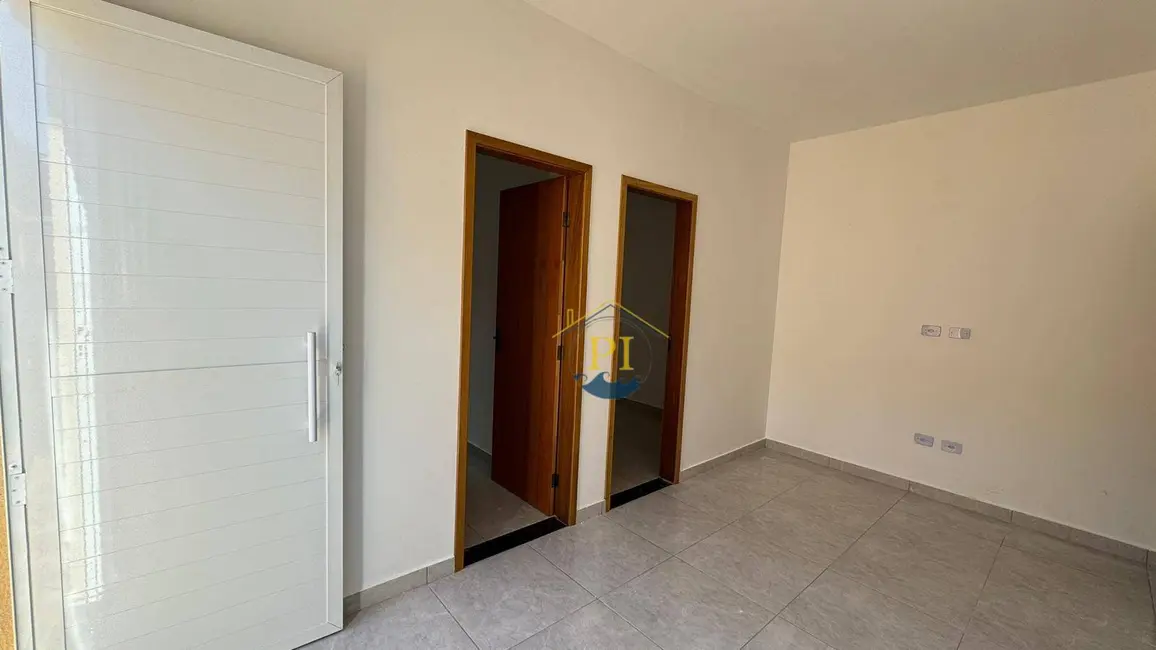 Casa com 2 quartos à venda, 40m2 em Praia Grande - SP - imagem 5 Foto 5 de Casa com 2 quartos à venda, 40m2 em Praia Grande - SP