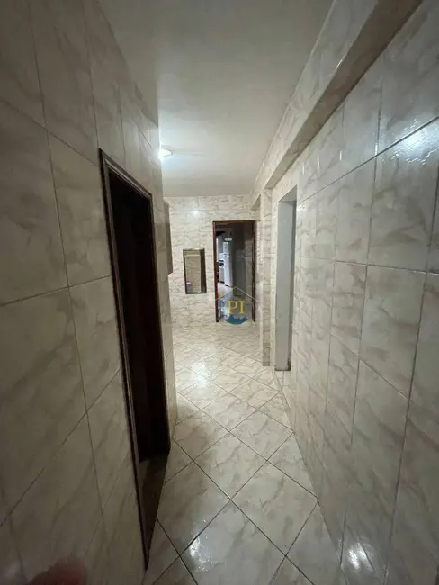 Foto 2 de Casa com 2 quartos à venda, 144m2 em Praia Grande - SP