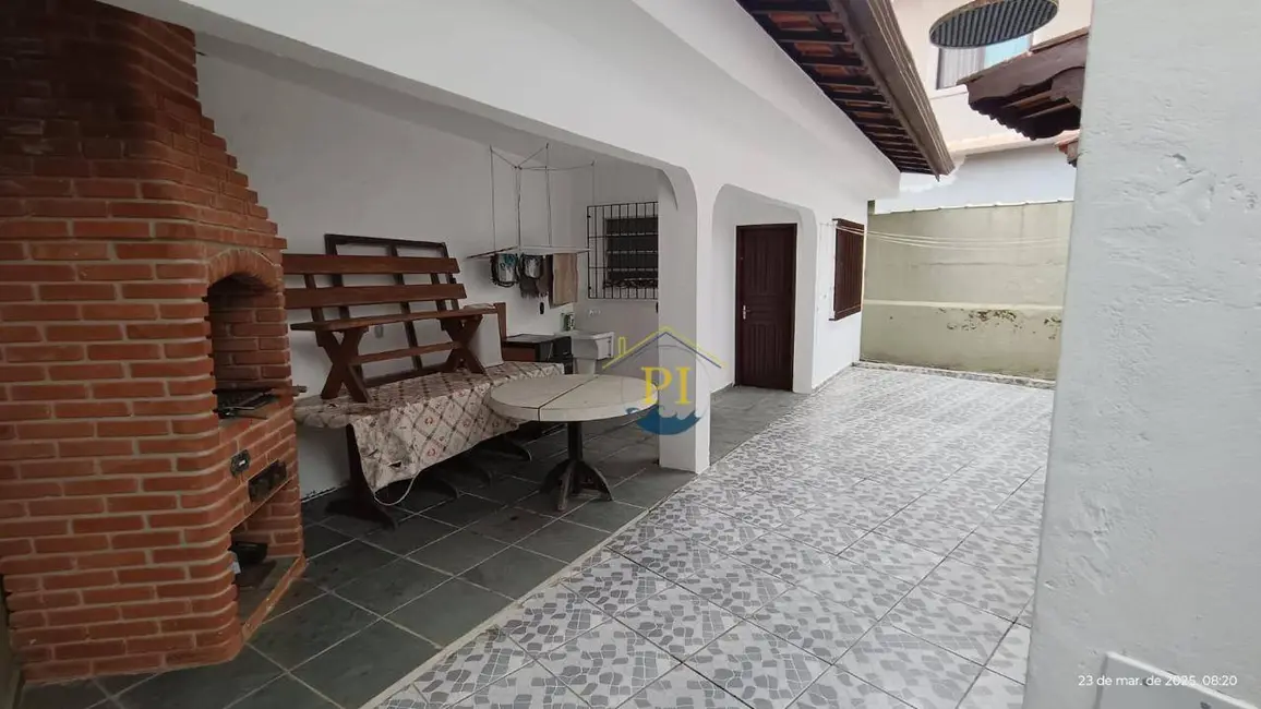 Casa com 2 quartos para alugar, 149m2 em Solemar, Praia Grande - SP - imagem 7 Foto 7 de Casa com 2 quartos para alugar, 149m2 em Solemar, Praia Grande - SP