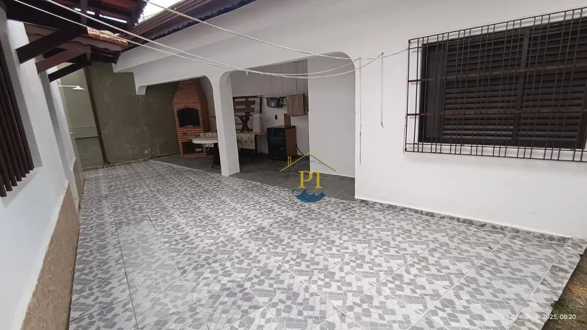 Casa com 2 quartos para alugar, 149m2 em Solemar, Praia Grande - SP - imagem 3 Foto 3 de Casa com 2 quartos para alugar, 149m2 em Solemar, Praia Grande - SP