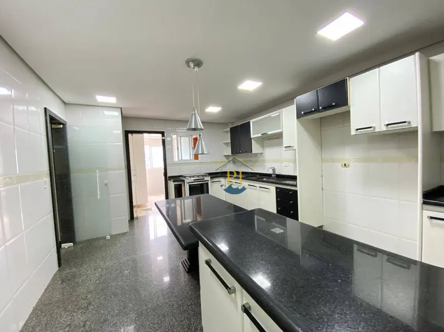 Apartamento com 3 quartos à venda, 200m2 em Canto do Forte, Praia Grande - SP - imagem 2 Foto 2 de Apartamento com 3 quartos à venda, 200m2 em Canto do Forte, Praia Grande - SP