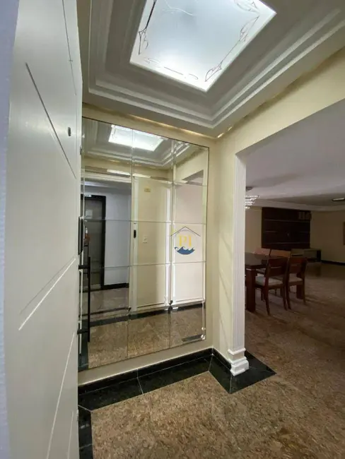 Apartamento com 3 quartos à venda, 200m2 em Canto do Forte, Praia Grande - SP - imagem 4 Foto 4 de Apartamento com 3 quartos à venda, 200m2 em Canto do Forte, Praia Grande - SP