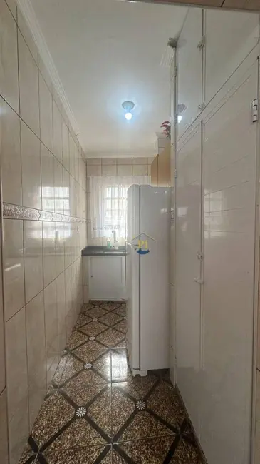 Foto 8 de Apartamento com 1 quarto à venda, 33m2 em Praia Grande - SP