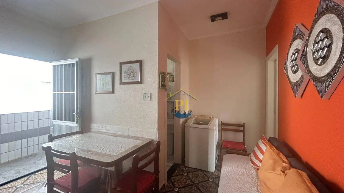 Foto 3 de Apartamento com 1 quarto à venda, 33m2 em Praia Grande - SP