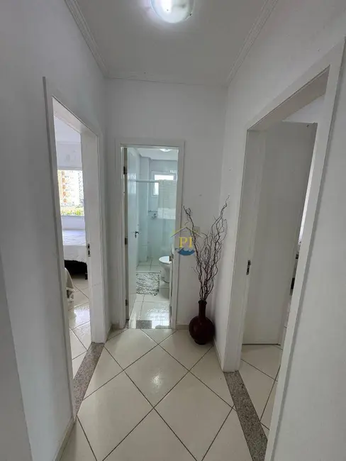 Foto 3 de Apartamento com 2 quartos à venda, 70m2 em Praia Grande - SP