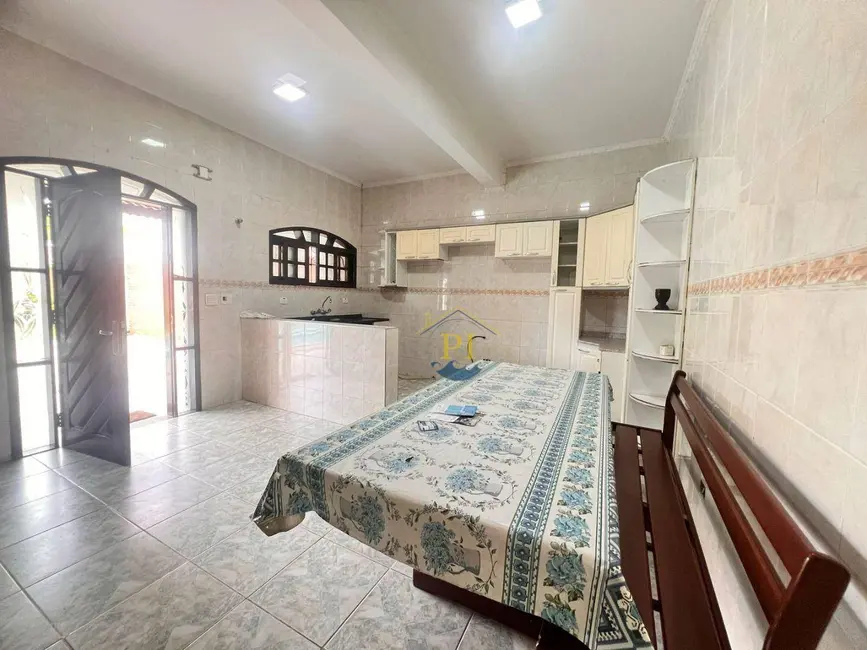 Casa com 3 quartos à venda, 384m2 em Praia Grande - SP - imagem 9 Foto 9 de Casa com 3 quartos à venda, 384m2 em Praia Grande - SP