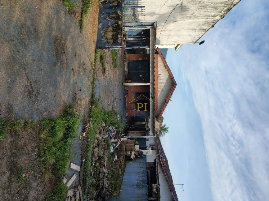 Foto 2 de Terreno / Lote à venda, 281m2 em Praia Grande - SP