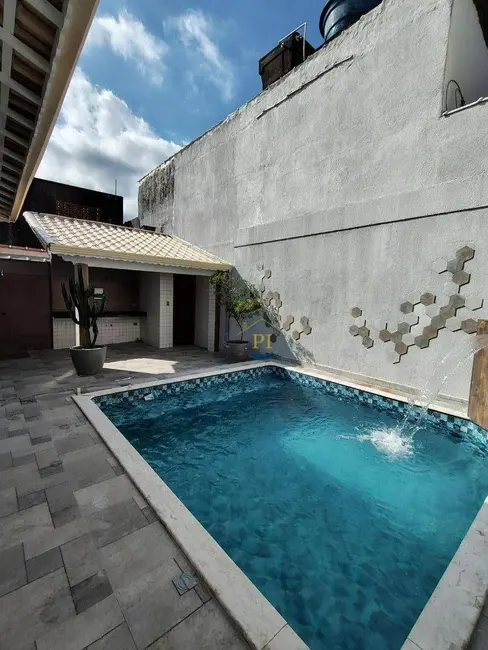 Foto 1 de Casa com 4 quartos à venda, 250m2 em Praia Grande - SP