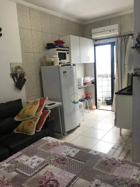 Foto 3 de Apartamento com 1 quarto à venda, 28m2 em Praia Grande - SP