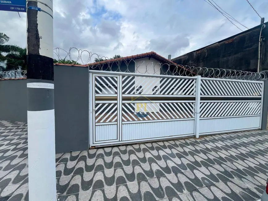 Casa com 2 quartos à venda, 182m2 em Praia Grande - SP - imagem 2 Foto 2 de Casa com 2 quartos à venda, 182m2 em Praia Grande - SP
