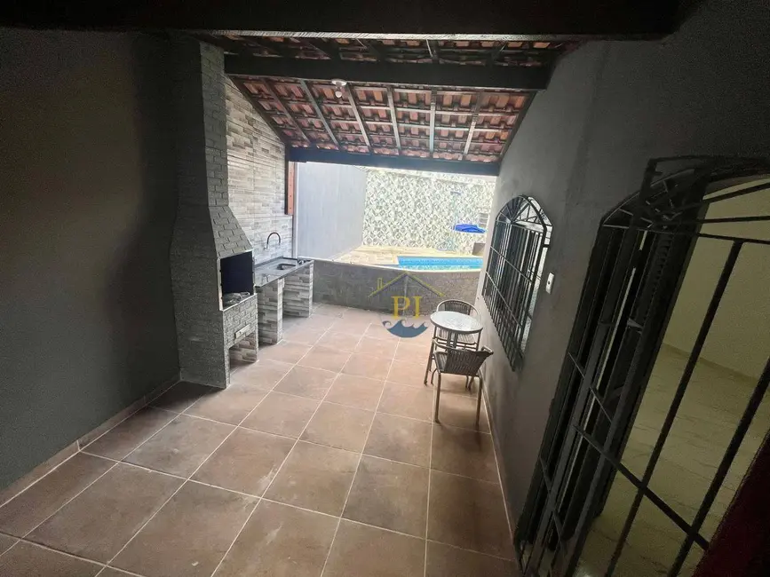 Casa com 2 quartos à venda, 182m2 em Praia Grande - SP - imagem 5 Foto 5 de Casa com 2 quartos à venda, 182m2 em Praia Grande - SP