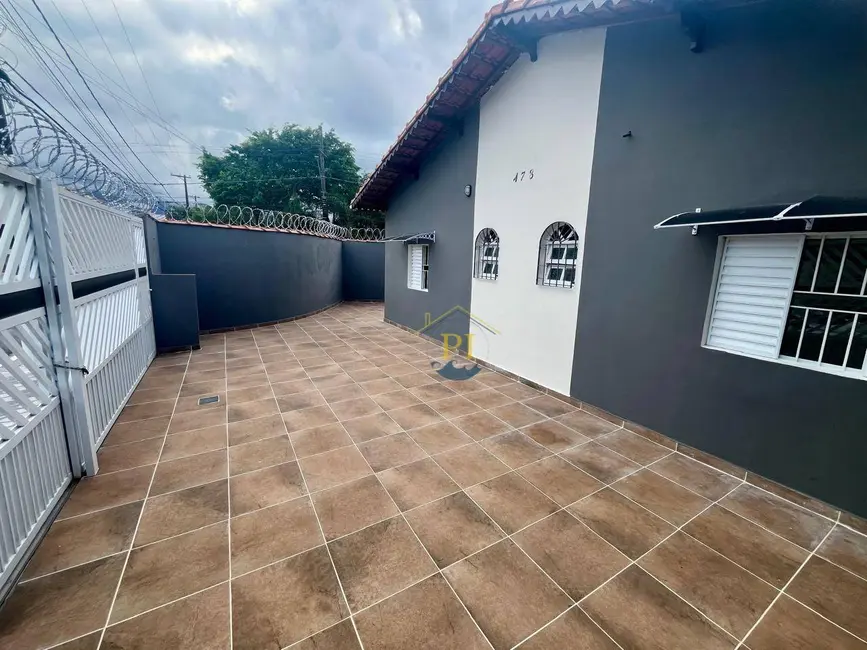Casa com 2 quartos à venda, 182m2 em Praia Grande - SP - imagem 4 Foto 4 de Casa com 2 quartos à venda, 182m2 em Praia Grande - SP