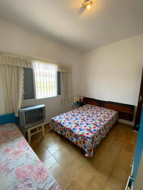 Foto 7 de Casa com 2 quartos à venda, 170m2 em Maracanã, Praia Grande - SP