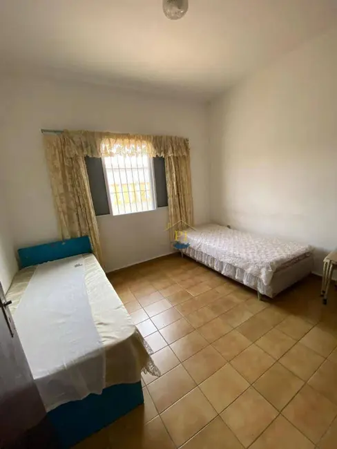 Foto 9 de Casa com 2 quartos à venda, 170m2 em Maracanã, Praia Grande - SP