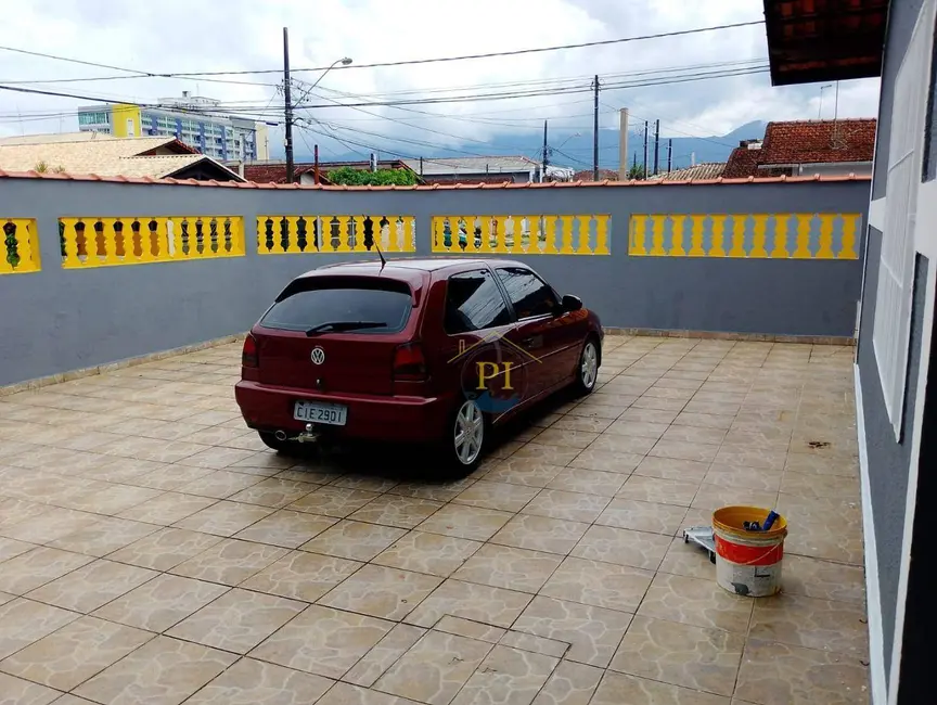 Foto 5 de Casa com 2 quartos à venda, 170m2 em Maracanã, Praia Grande - SP