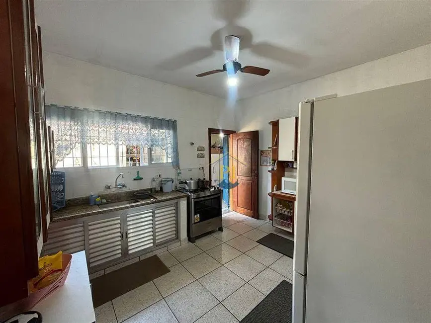 Foto 7 de Casa com 3 quartos à venda, 500m2 em Maracanã, Praia Grande - SP