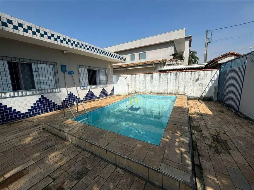 Foto 3 de Casa com 3 quartos à venda, 500m2 em Maracanã, Praia Grande - SP