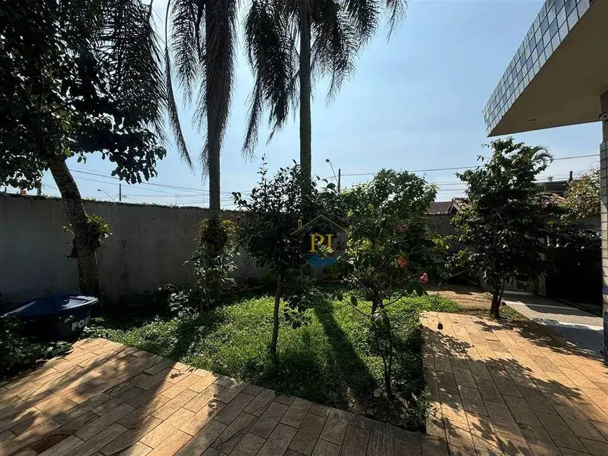 Foto 4 de Casa com 3 quartos à venda, 500m2 em Maracanã, Praia Grande - SP