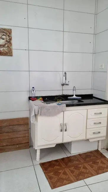 Foto 2 de Kitnet com 1 quarto à venda, 32m2 em Boqueirão, Praia Grande - SP