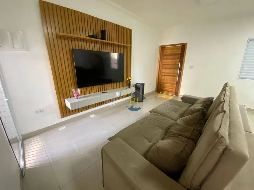 Foto 1 de Casa com 2 quartos para alugar, 98m2 em Tupi, Praia Grande - SP