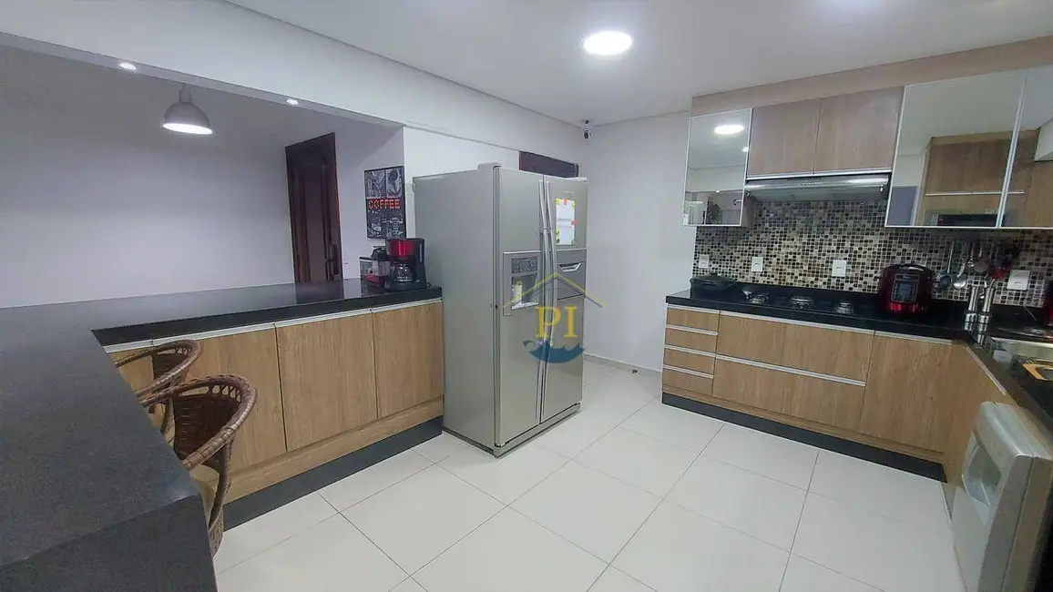 Foto 2 de Apartamento com 3 quartos à venda, 110m2 em Tupi, Praia Grande - SP