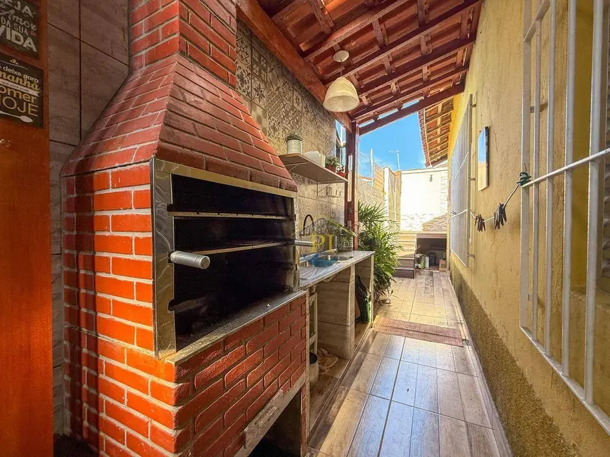 Casa com 2 quartos à venda, 70m2 em Praia Grande - SP - imagem 6 Foto 6 de Casa com 2 quartos à venda, 70m2 em Praia Grande - SP