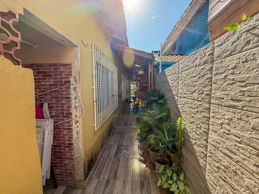 Casa com 2 quartos à venda, 70m2 em Praia Grande - SP - imagem 5 Foto 5 de Casa com 2 quartos à venda, 70m2 em Praia Grande - SP