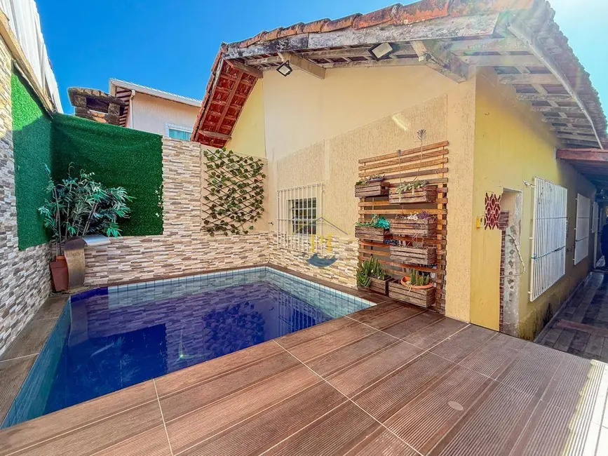 Casa com 2 quartos à venda, 70m2 em Praia Grande - SP - imagem 3 Foto 3 de Casa com 2 quartos à venda, 70m2 em Praia Grande - SP